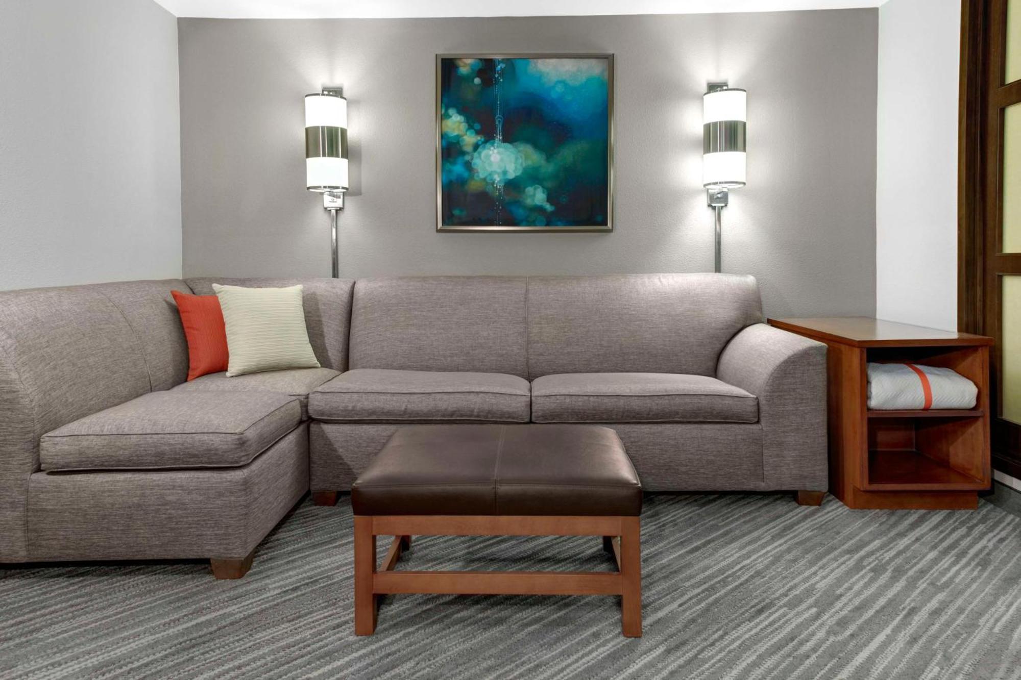 Hyatt Place Detroit/Лівонія Екстер'єр фото