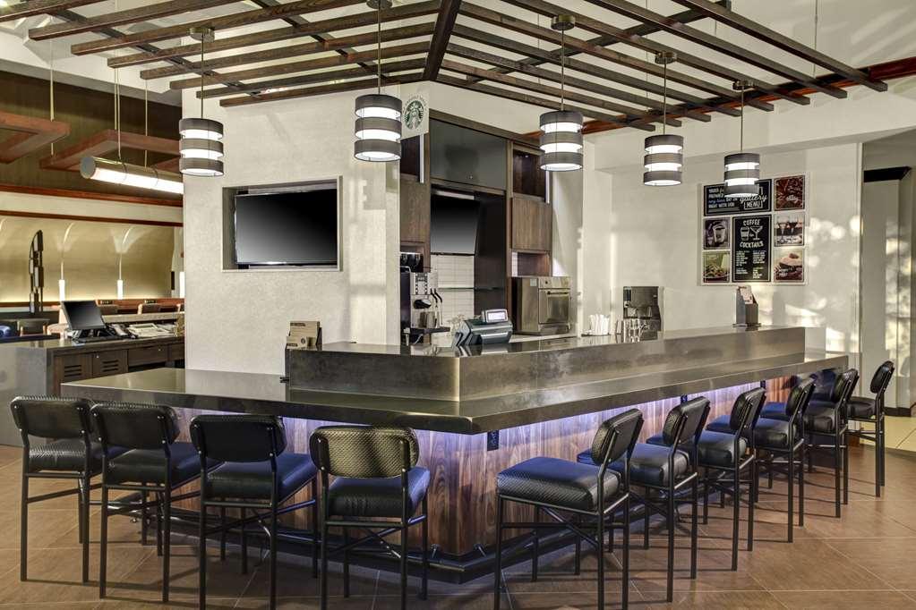 Hyatt Place Detroit/Лівонія Ресторан фото