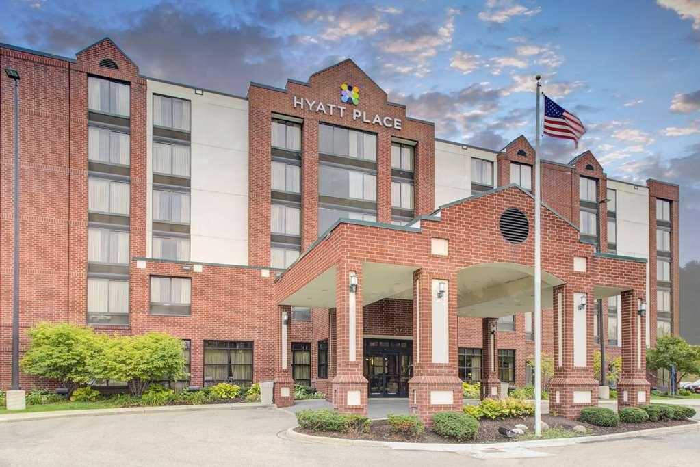 Hyatt Place Detroit/Лівонія Екстер'єр фото