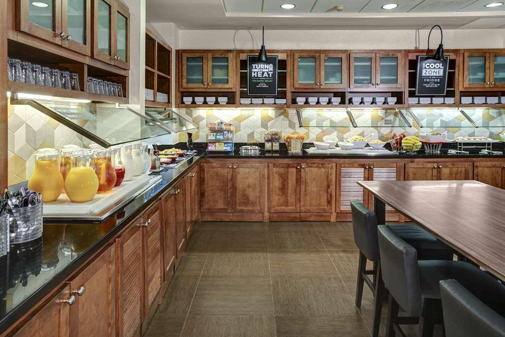 Hyatt Place Detroit/Лівонія Ресторан фото
